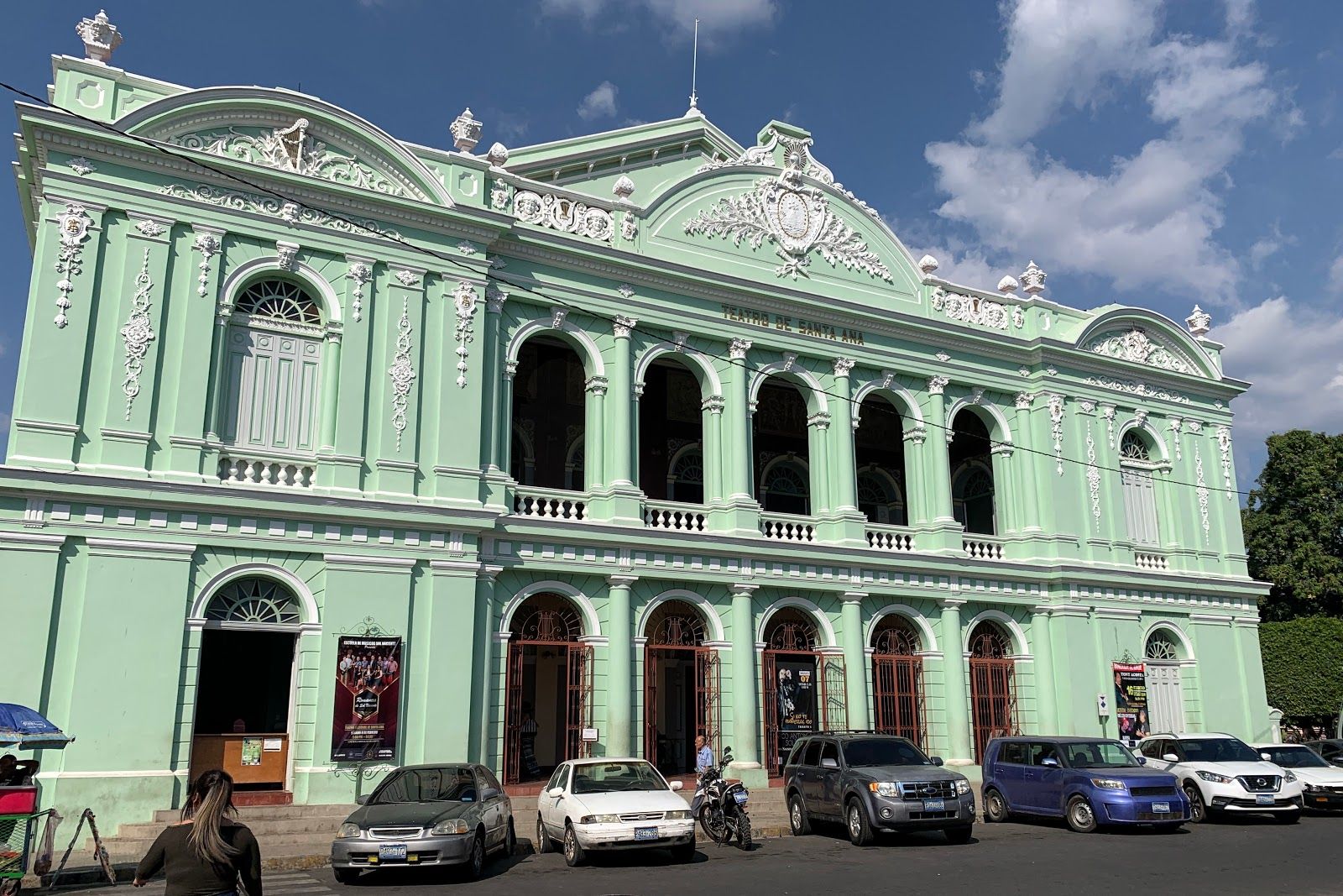 Национальный театр Санта-Аны (Santa Ana National Theater)